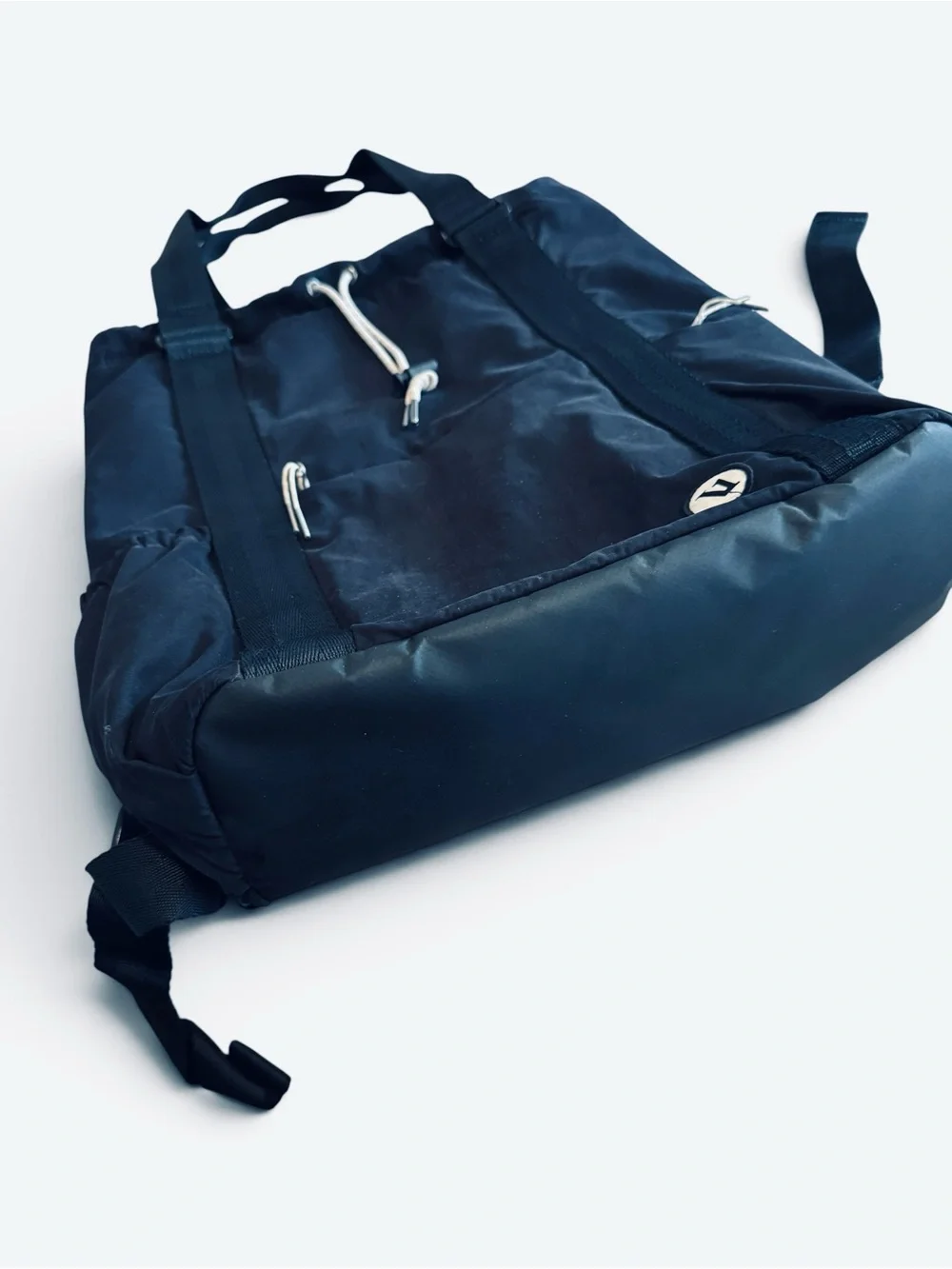 Vuori v1 convertible